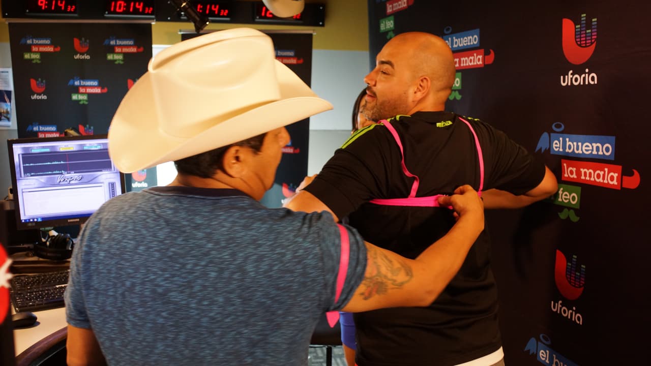 Otro regalo sorpresa de Carlita para Raúl 'El Pelón' y El Feo.