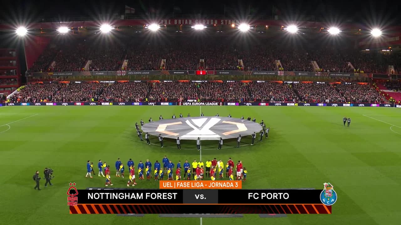 Nottingham vence y quita el invicto al Porto en la Europa League