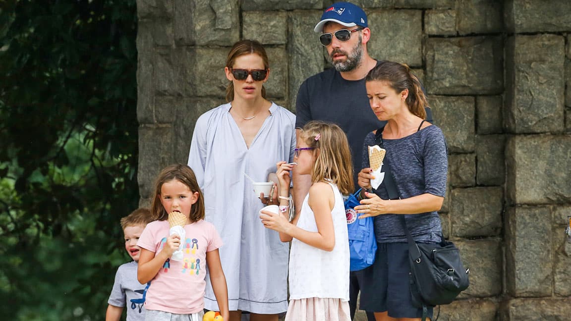 Los paparazzi captaron a Jennifer Garner y Ben Affleck juntos de nuevo.