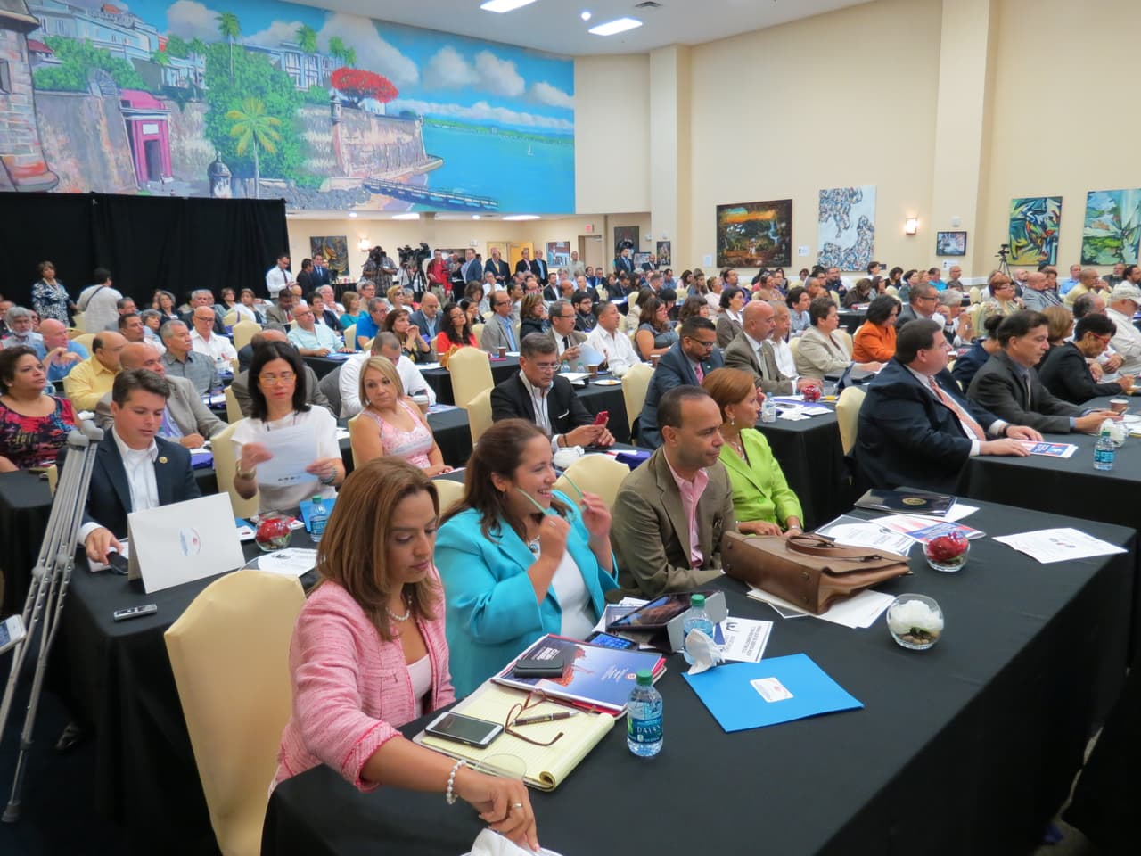 Puertorriqueños en EEUU quieren que la crisis en la isla sea tema de campaña