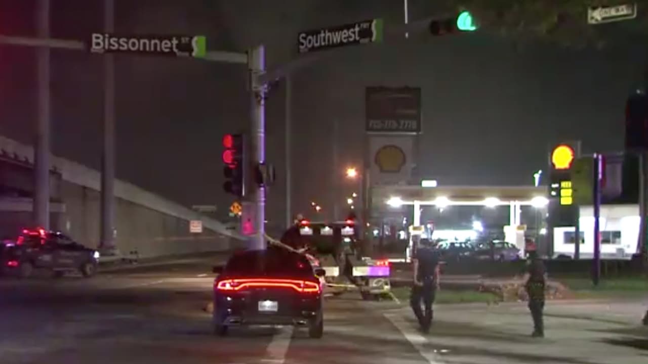 Muere hombre al enfrentarse a tiros con la policía en la Bissonet al suroeste de Houston