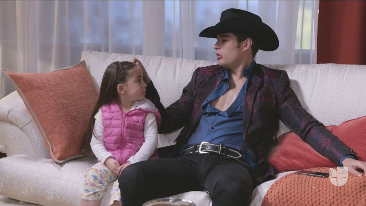 El cinto es otro de los accesorios que no pueden dejar de utilizar.