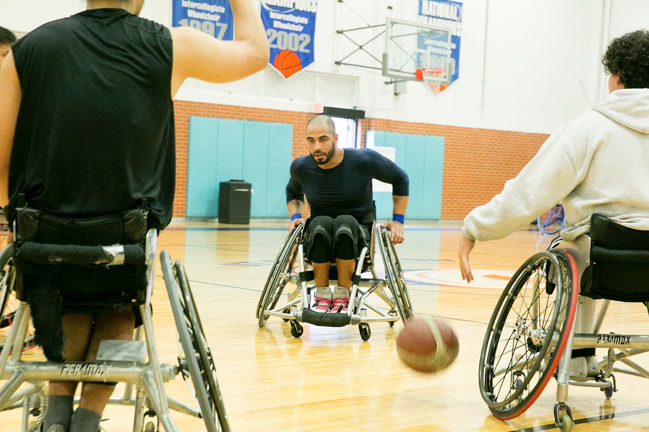 Ricardo Lucién se convirtió en capitán de los Movin' Mavs este año.