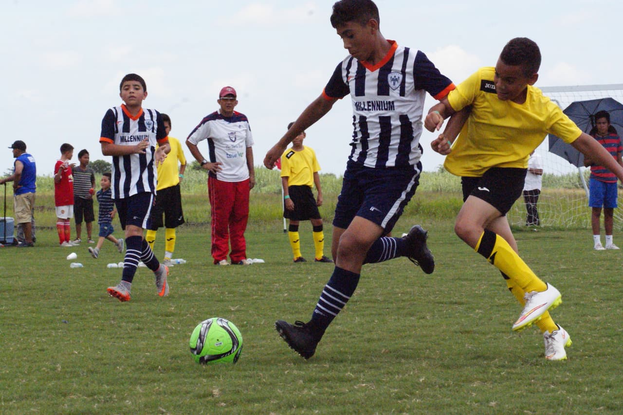 Diversión, comida y mucho futbol, mira lo que ocurrió en Copa Univision Austin.