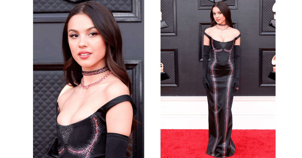 Olivia Rodrigo en alfombra roja de los Grammy 2022