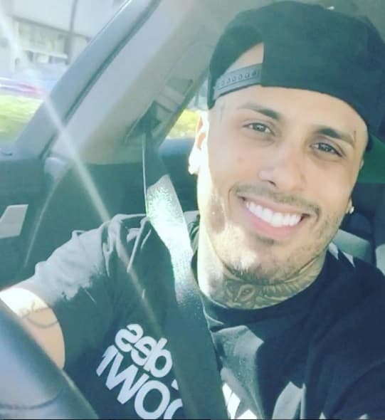 Tras esta crisis, decidió dejar las adicciones por sus hijos y hoy ha logrado triunfar gracias a su disciplina y esfuerzo.