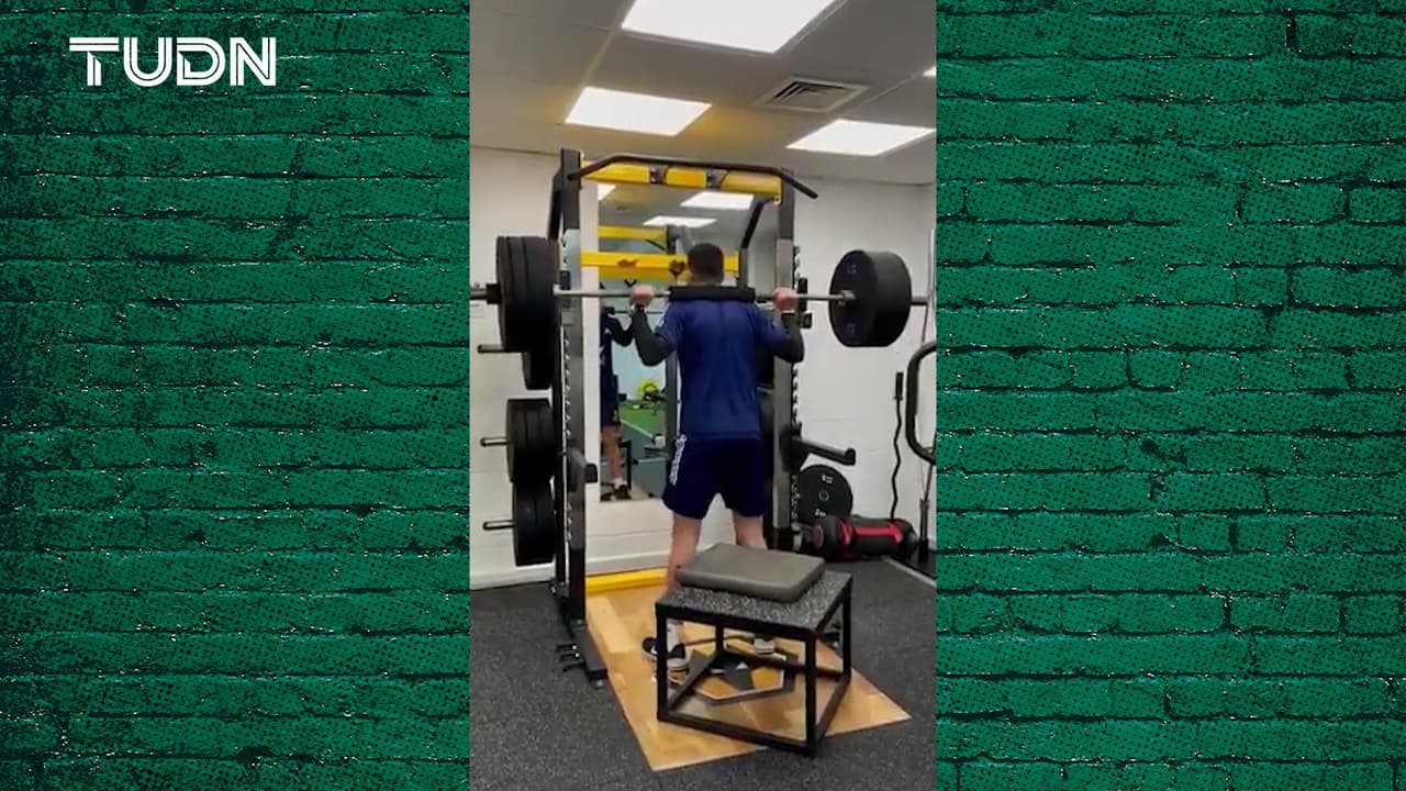 El esperanzador video de la rehabilitación de Raúl Jiménez