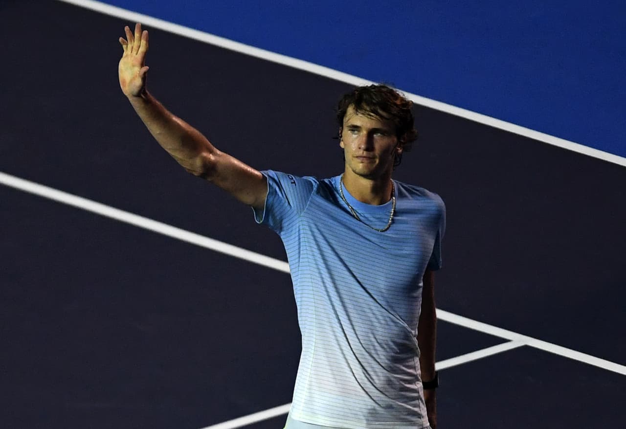 El alemán Alexander Zverev, quinto del ránking del mundo, que dejó clara su condición de segundo favorito al derrotar por 6-4 y 6-1 al estadounidense Ryan Harrison.