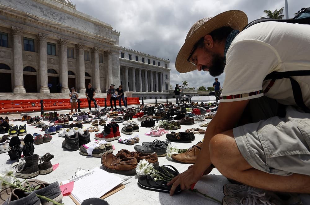 Según el propio estudio, existe un amplio margen de error. Si bien los investigadores calcularon 4,645 muertes, el número real podría ser tan bajo como 793 y tan alto como 8,498, según la propia investigación.