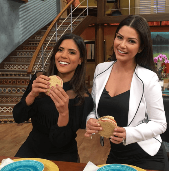 Ana tiene el amor de sus compañeros de Despierta América que son también parte de su familia.