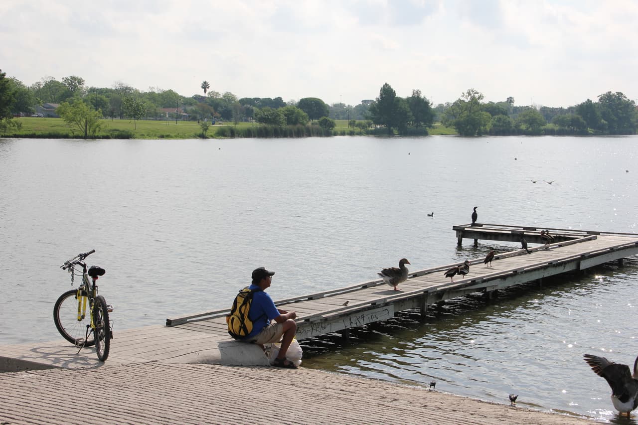 La celebración oficial del Día de la Independencia de San Antonio regresa a Woodlawn Park, ofreciendo un día completo de comida y diversión rematado con fuegos artificiales nocturnos.
