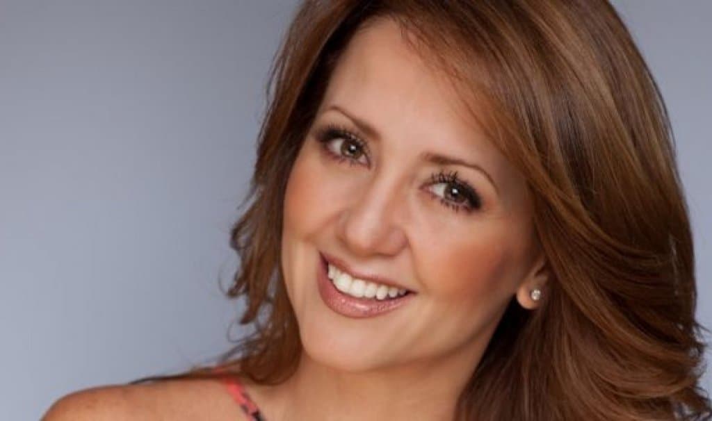 <b><a href="http://www.univision.com/temas/andrea-legarreta">Andrea Legarreta</a></b> tiene más de 10 años alfrente del programa matutino '
<b><a href="http://www.univision.com/shows/hoy">Hoy</a></b>', siendo la conducción una de sus más grandes pasiones. ¿Qué otro famoso de las telenovelas de los 90 recuerdas?