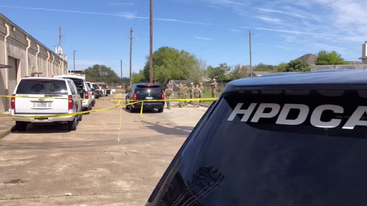 La investigación continúa.