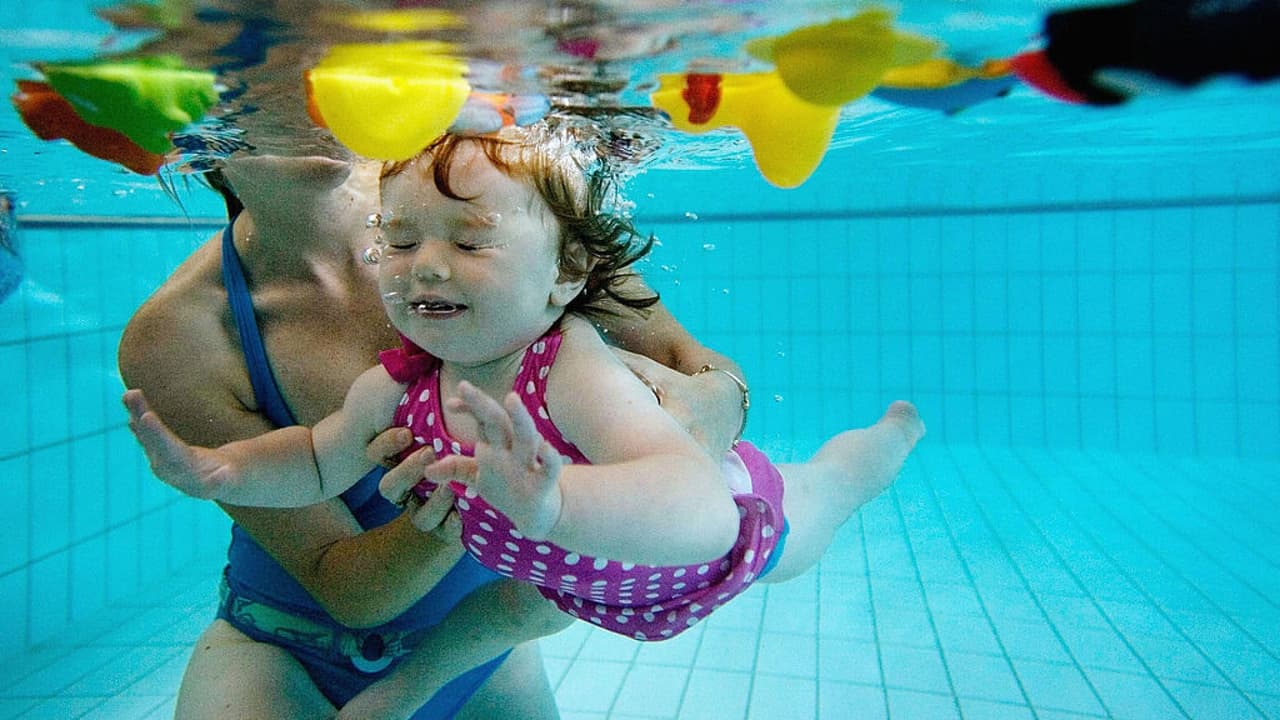 En verano aumenta el riesgo de muerte de niños en las piscinas, según autoridades