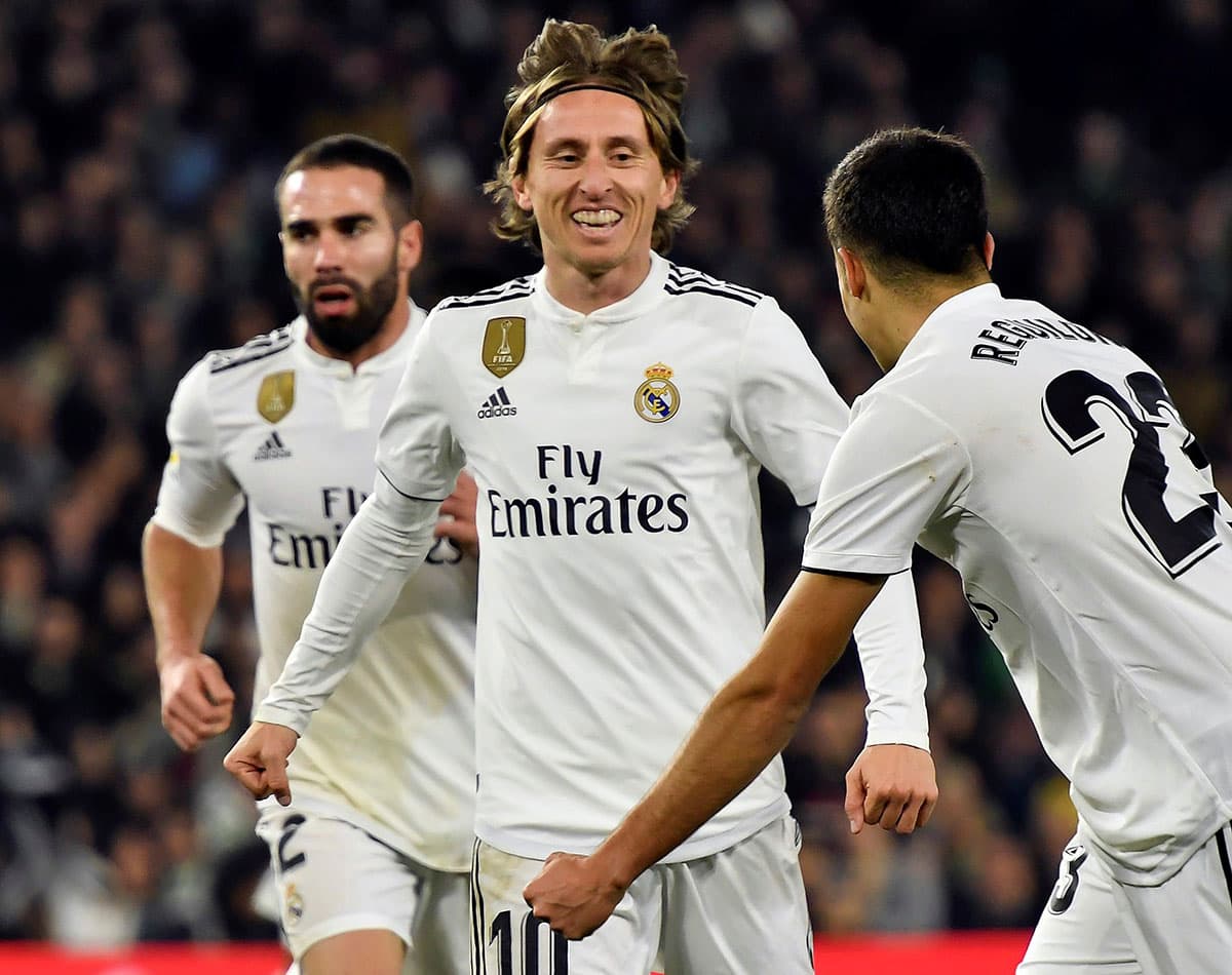 Con su golazo de media distancia, Luka Modric consigue su primero del 2019 para el Real Madrid.