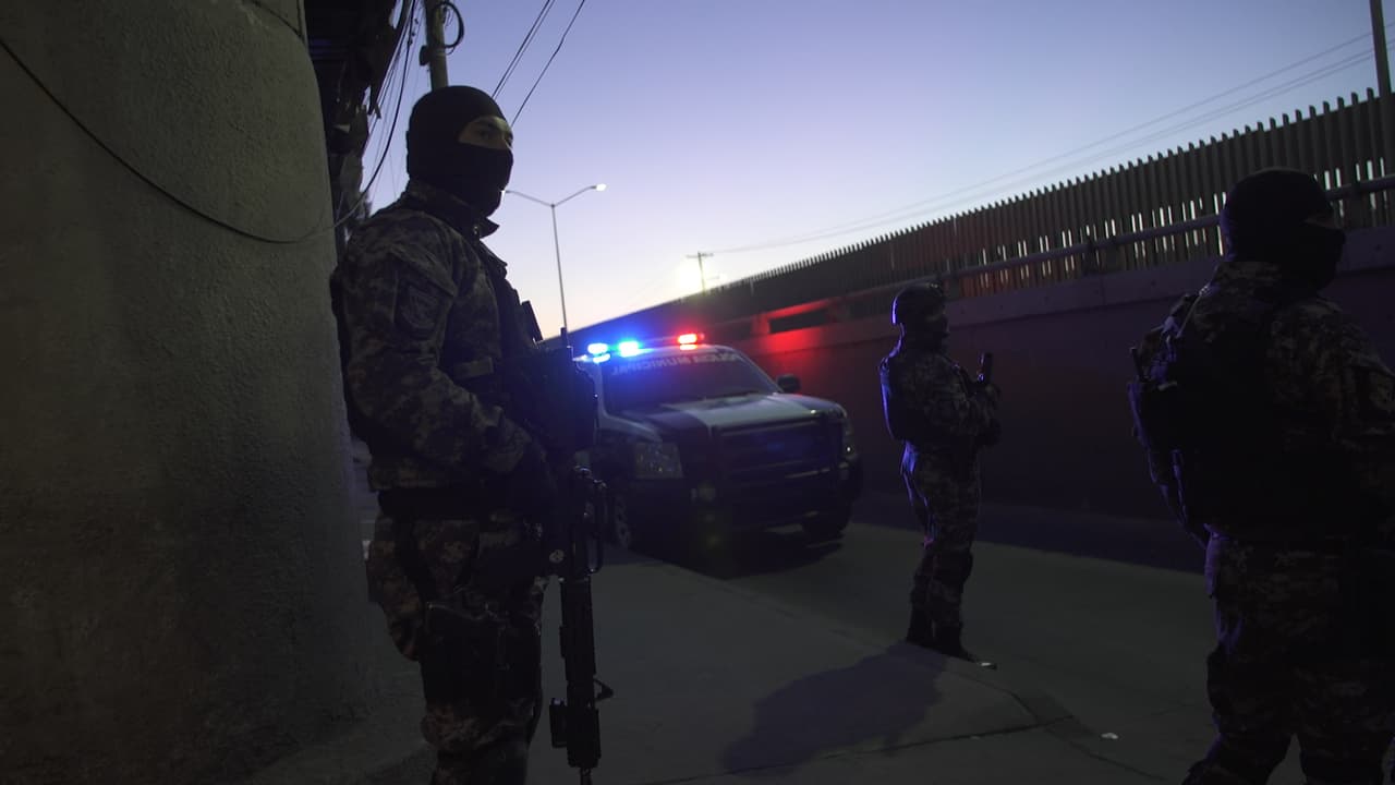 Juez de Texas revive la política de Trump que envía a México a los migrantes mientras se deciden sus casos de asilo