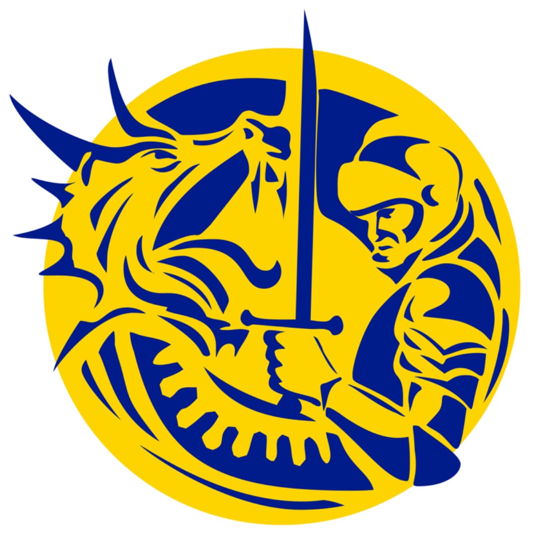 El rey por supuesto estaba horrorizado y ofreció al dragón todas sus riquezas a cambio de la vida de su hija. El pueblo se indignó y exigió al rey que entregara a la princesa ya que ellos habían perdido a sus hijos y seres queridos durante los ataques del dragón a todo el pueblo.