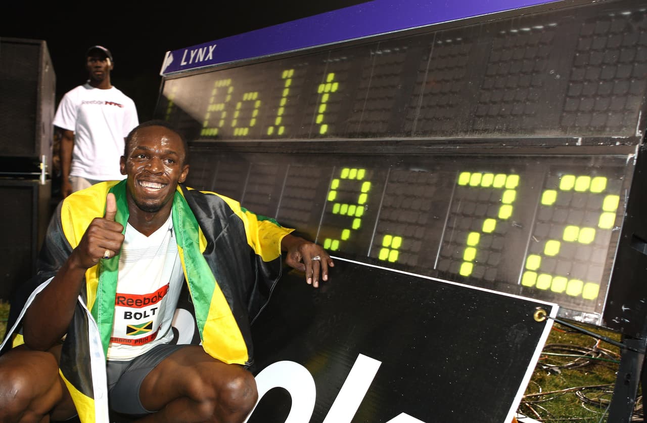 Antes de los juegos Olímpicos de Beijing, ganó importantes competencias que presagiaban lo que sucedería, tal como el récord en los 100 metros que obtuvo en el Reebook Grand Prix de Nueva York en mayo de 2008.