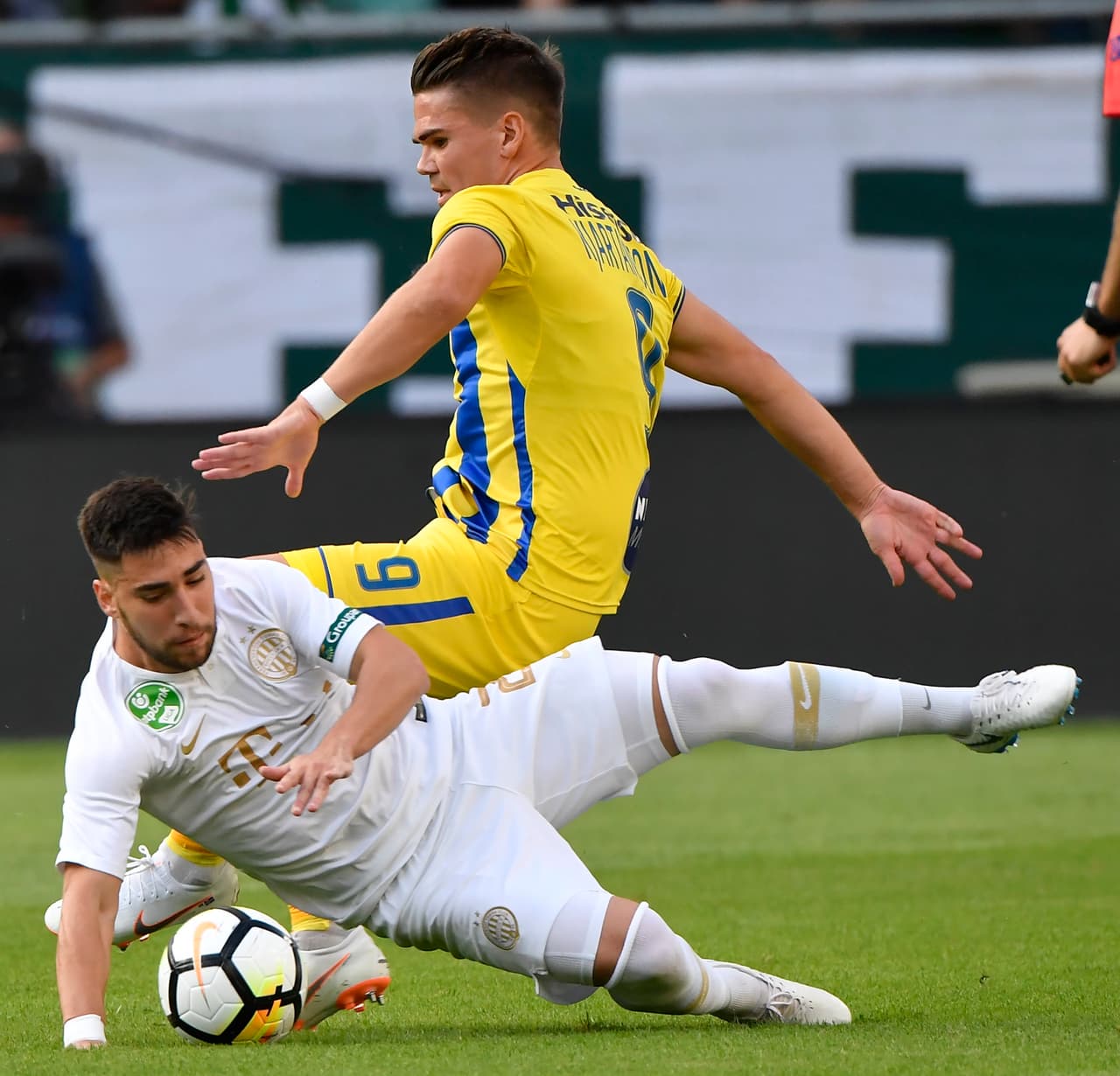 El uruguayo Fernando Gorriarán, que jugaba para el Ferencváros, se convirtió en nuevo jugador del Santos Laguna para la nueva temporada de la Liga MX.