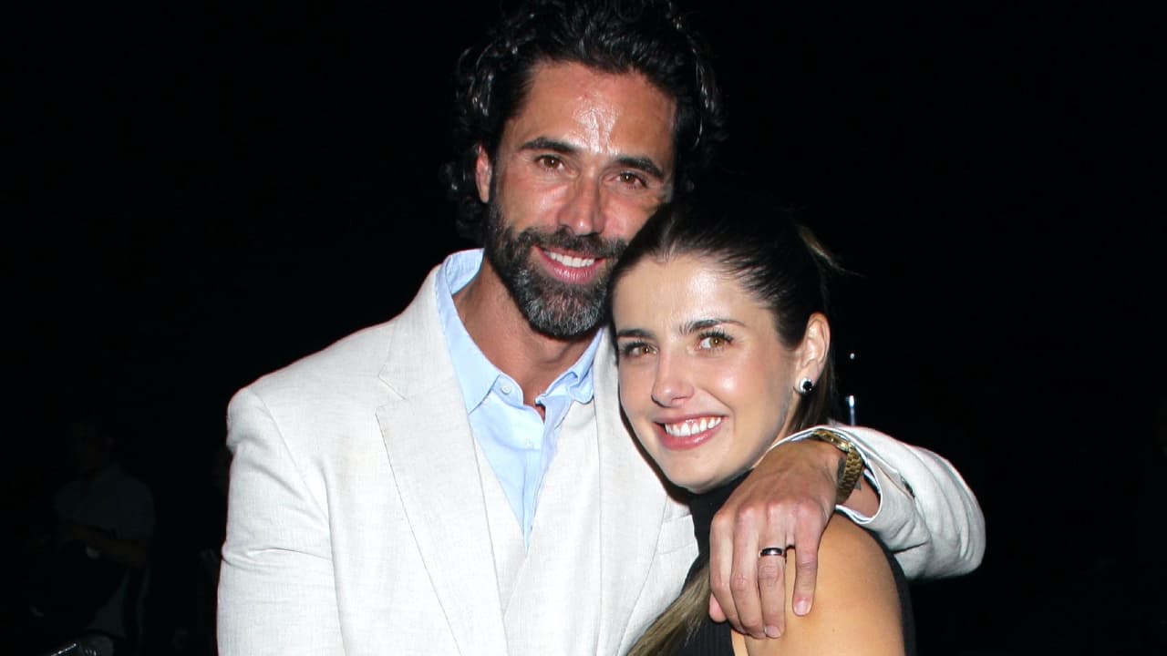 Matías Novoa conmueve al hablar de su familia con Michelle Renaud y de la pérdida del bebé 