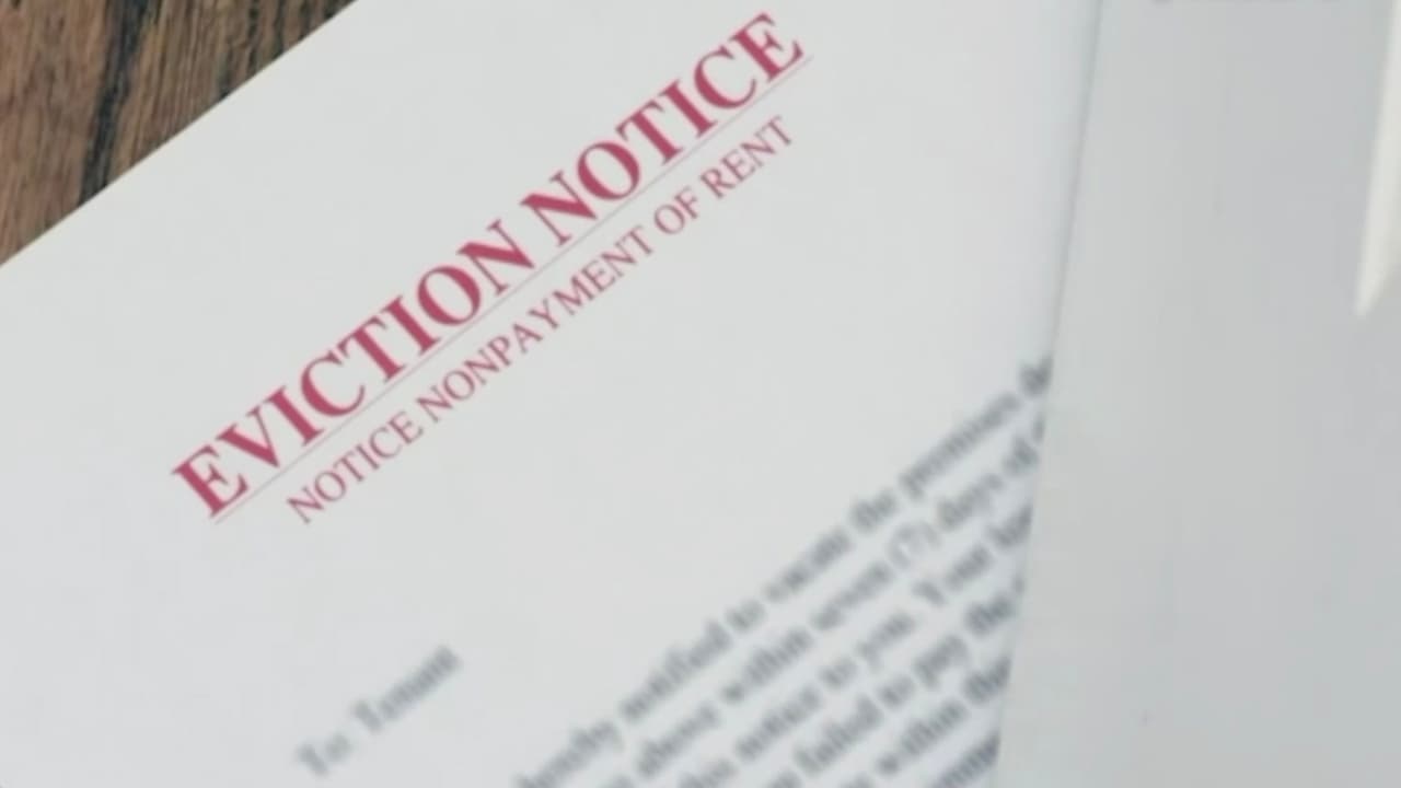 En ese entonces, las solicitudes de desalojo en el condado Harris eran de alrededor de 2382 por mes, según datos de January Advisors.