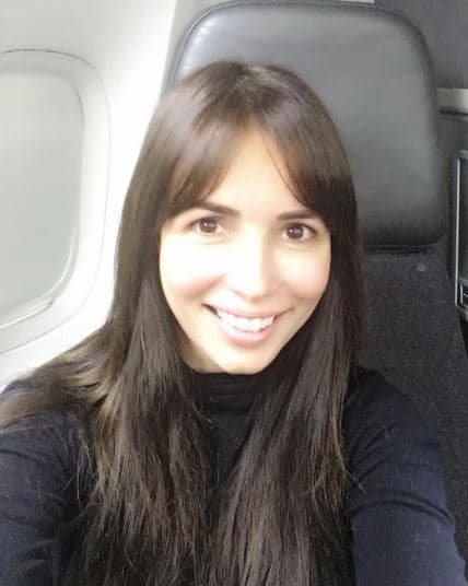 "En camino a celebrar mi #cumple que es este 9 de enero antes de comenzar con mi nueva aventura @pequenosusa que me tiene muy emocionada!", escribió en su cuenta de Instagram.