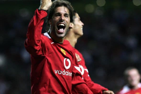 2005: Van Nistelrooy quería otro título de goleo y lo hizo gracias a sus nueve goles.