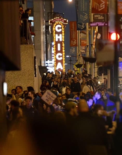 Voceros de la policía estimaron una asistencia de entre 1,800 a 2,000 personas. Sin embargo, durante la tarde varios medios de comunicación estimaban cerca de 8,000 participantes.