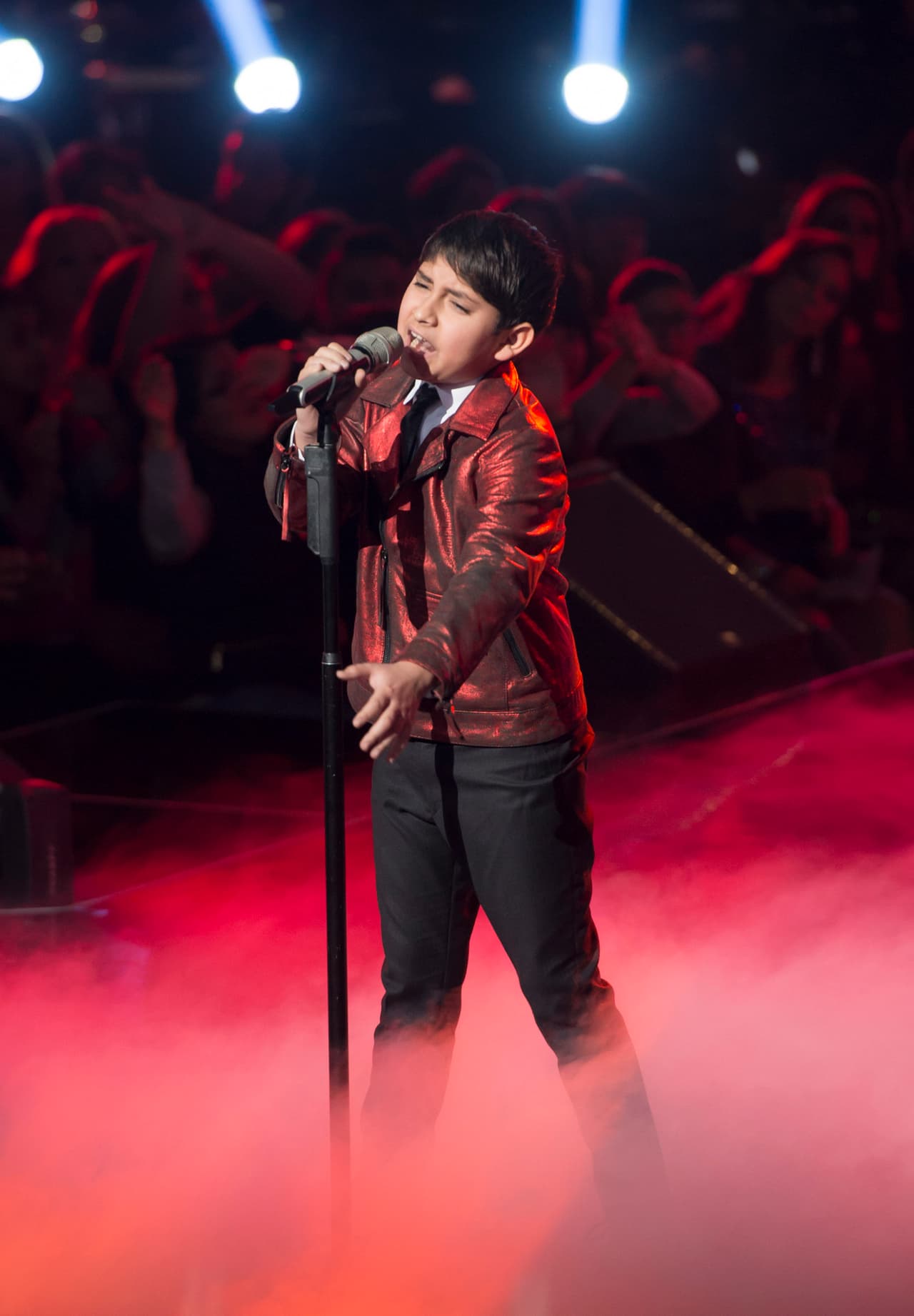 Los Moro, Cervantes, García y Barraza llegaron a la semifinal, en la cual hubo tremenda pelea entre Cristian y Noel, debido a una decisión del capitán, que le costó la eliminación de su equipo. Disfruta foto a foto todo lo que pasó en el show.