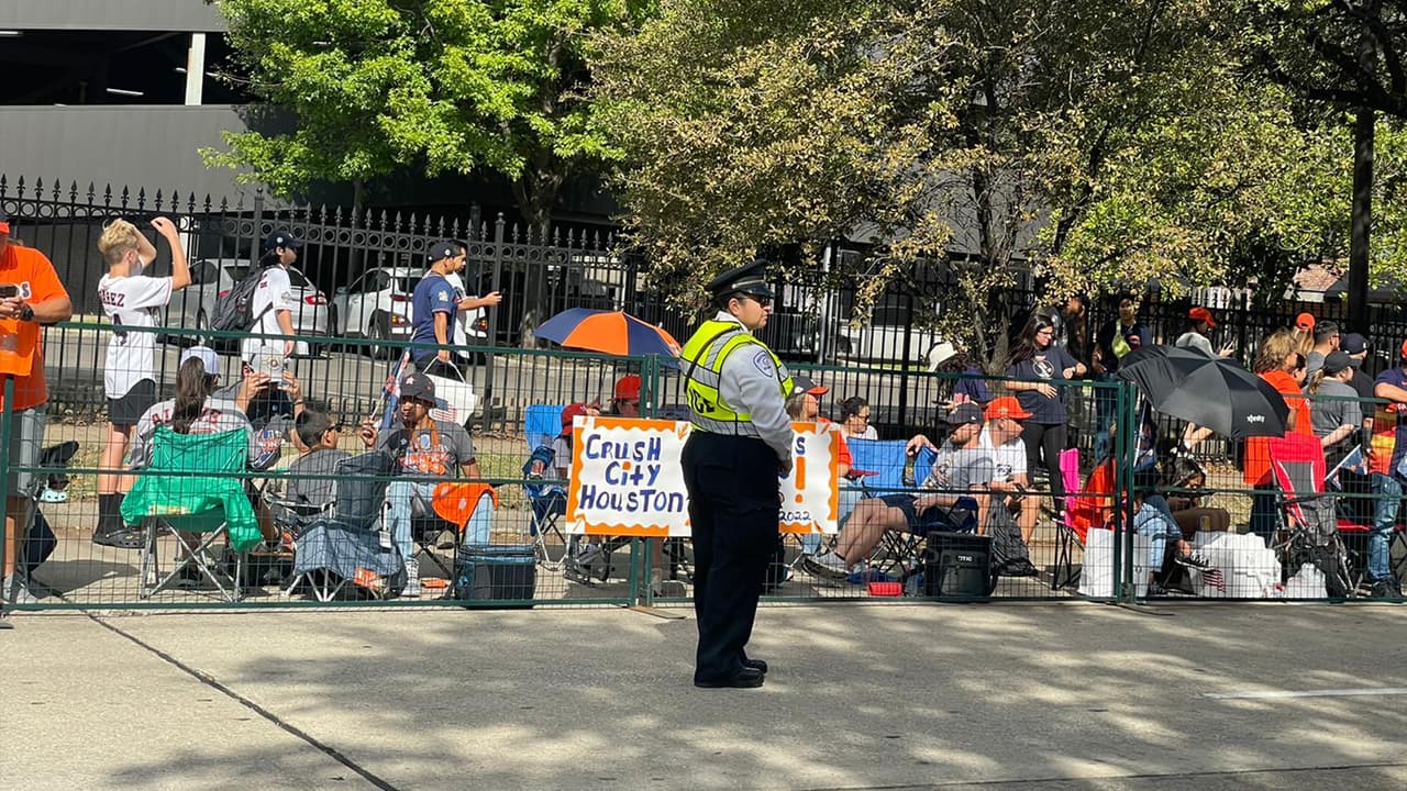 La seguridad estuvo garantizada por decenas de policías de Houston. No se reportaron mayores incidentes.