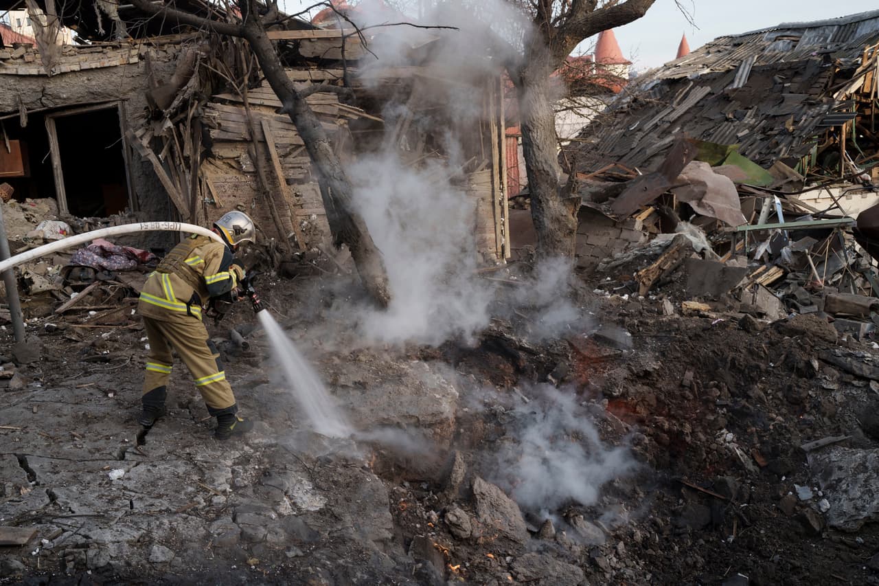 Un ataque ucraniano golpea con dureza a las tropas rusas: 63 muertos según Moscú, 400 según Kiev