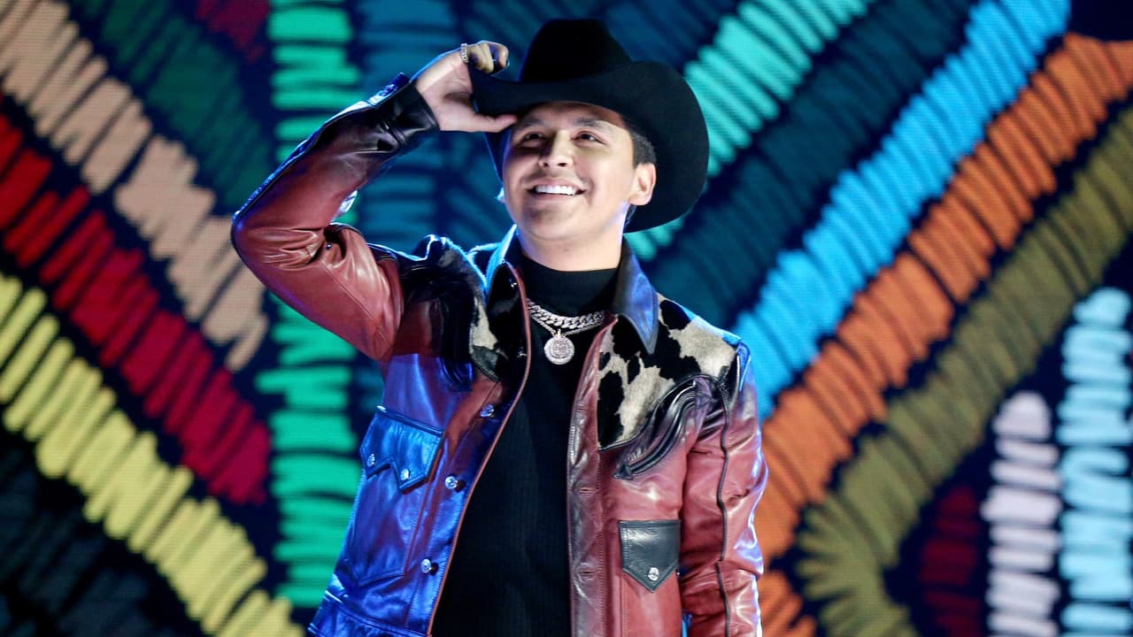 Christian Nodal no puede apostar en Las Vegas y ya sabemos qué hace para divertirse