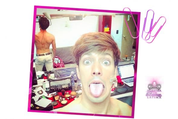 Roger comenzó a los 11 años de edad su carrera dentro de los medios. Durante una década Roger González fue estrella para Disney Channel. Roger es uno de los artistas juveniles más influyentes y queridos en toda América Latina. Actualmente es protagonista del musical “Hoy No Me Puedo Levantar”. Cuenta con más de 1 millón de seguidores en redes sociales. Roger llega a la novena temporada de Nuestra Belleza Latina para traerte todo lo que está pasando en redes sociales. ¡Conócelo!