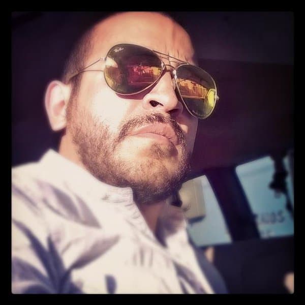 En este proyecto interpretará al 'Rayo', el mejor amigo de
<b><a href="http://www.univision.com/series/el-chapo/marco-de-la-o-es-joaquin-el-chapo-guzman-en-el-chapo">Joaquín Loera Guzmán</a></b>, mejor conocido como
<b><a href="http://www.univision.com/series/el-chapo/marco-de-la-o-es-joaquin-el-chapo-guzman-en-el-chapo">'El Chapo'</a></b>.