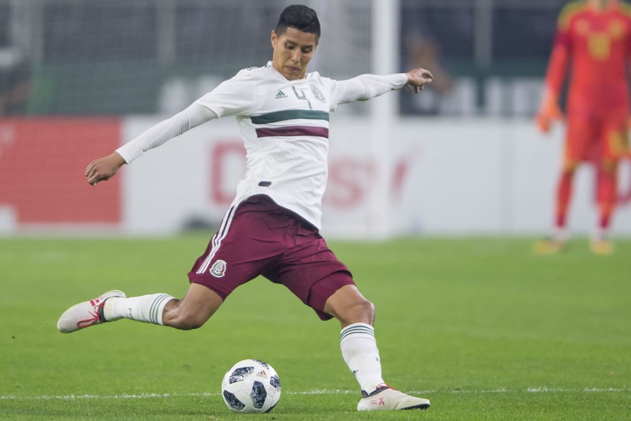 <b>HUGO AYALA - 7</b>: Tuvo intervenciones atinadas que evitaron mayor peligro de los croatas y jugó los 90 minutos. Se acerca a Rusia 2018.