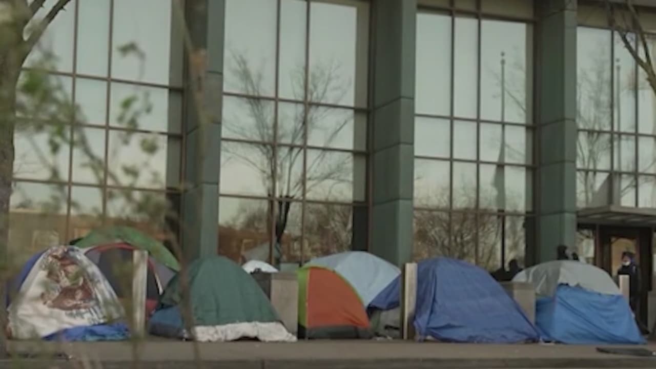 “No sé qué hacer”: Personas sin hogar cuestionan dichos del alcalde de San Francisco