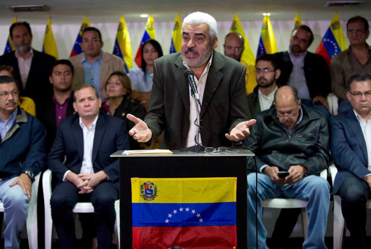 Oposición en Venezuela anuncia que no participará en elecciones convocadas por Maduro