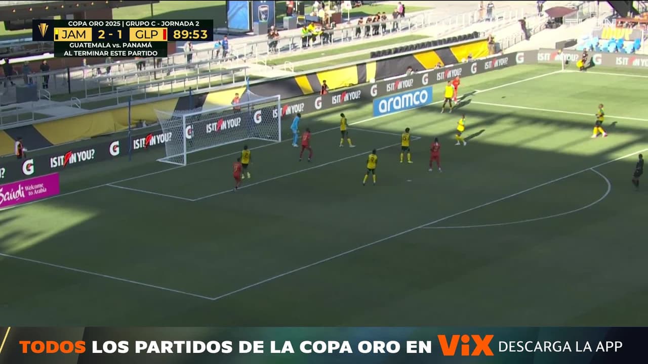 ¡Milagroso despeje de Blake! Evita el empate