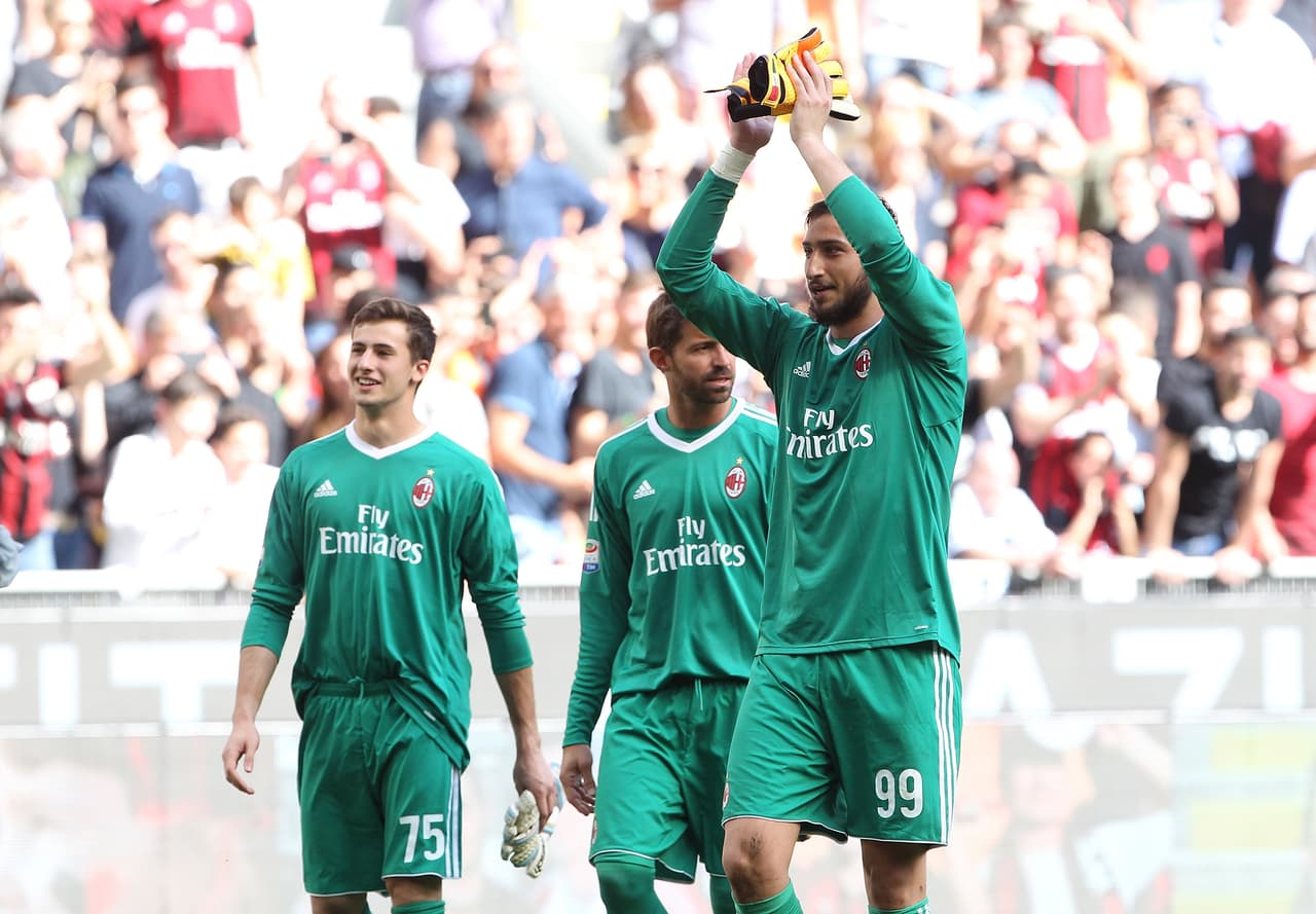 Tras la última presentación con el Milan, se reiniciaron las gestiones hasta la noticia que llega. Donnarumma no renueva y desde ya contempla opciones en otros clubes.