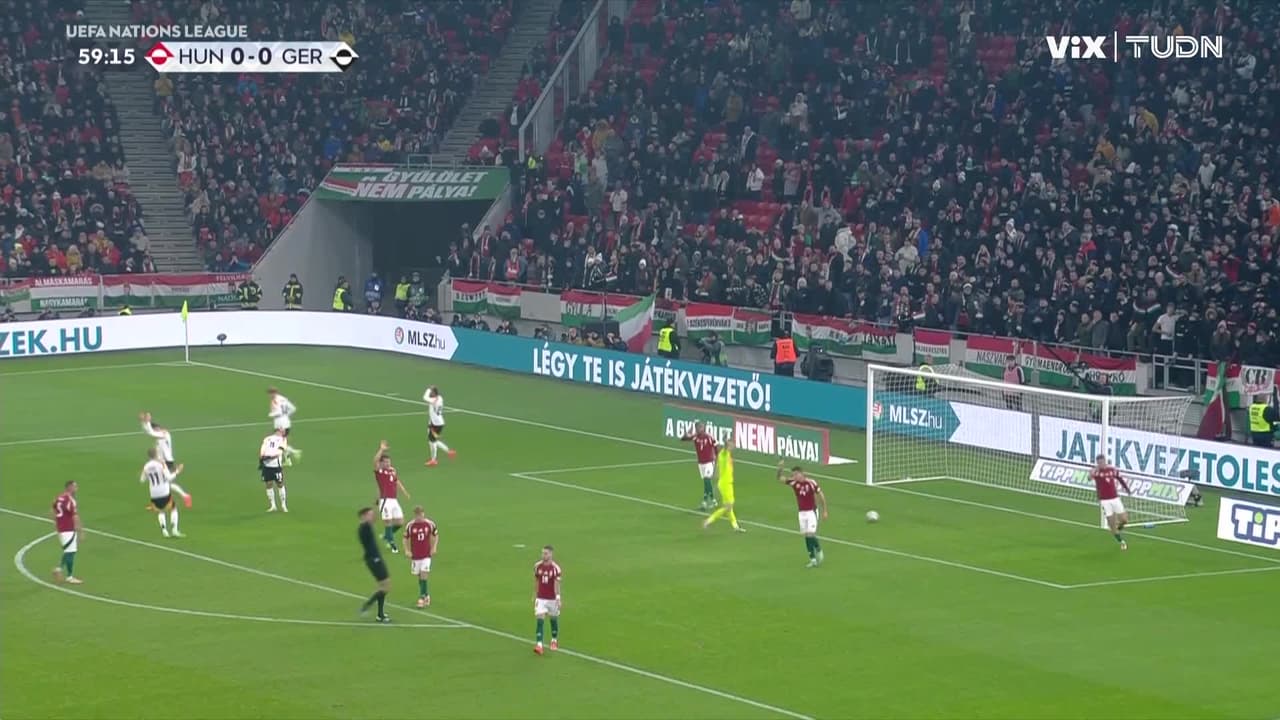 ¡Gol que no cuenta! Brandt abre el marcador, pero en fuera de juego