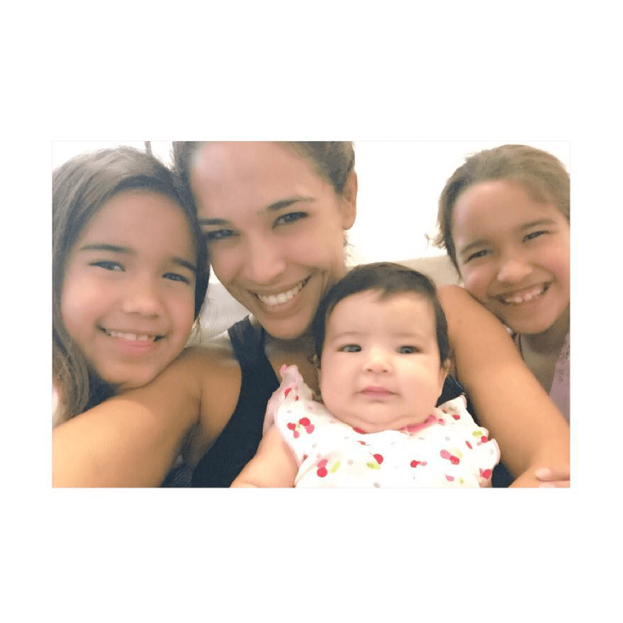 ¡Nuestra querida Karla a lado de 3 preciosas! #BabyGiulietta. (8 de agosto)