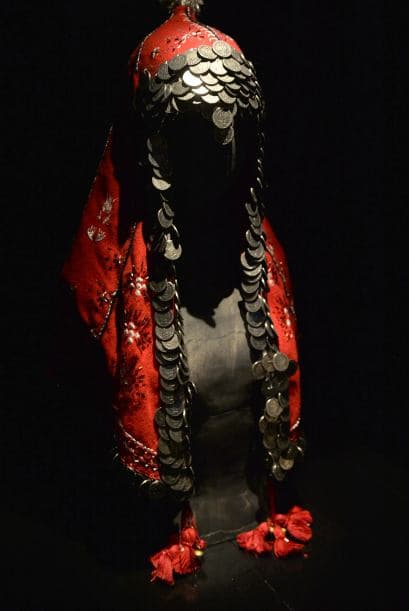 El diseñador regresa a casa juntos a sus más grandes creaciones.