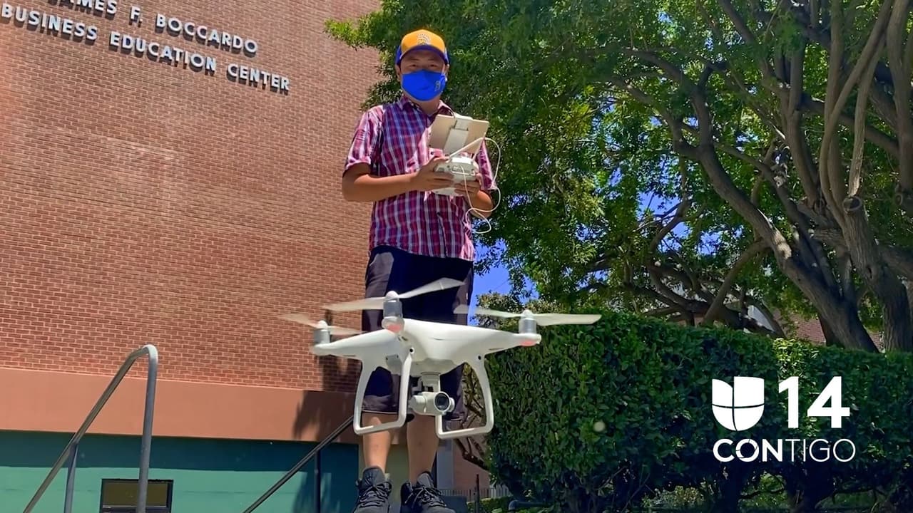 Estudiantes aprenden con drones sobre carreras profesionales en el Área de la Bahía