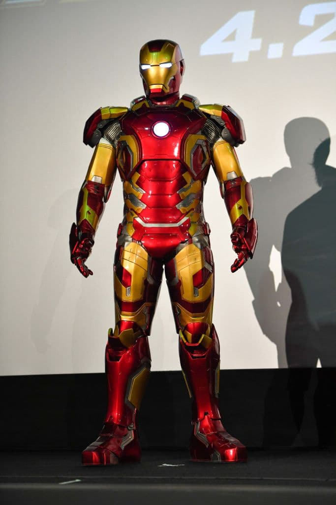 Esta entrega tendrá un nuevo y lujoso formato con un diseño de dos columnas y docenas de ilustraciones a todo color.