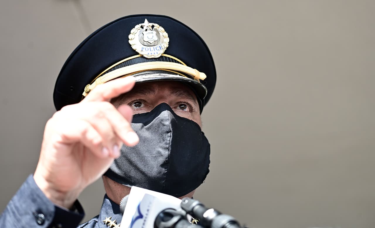 Funcionarios de Houston piden al jefe Acevedo que difunda los resultados de una auditoría interna