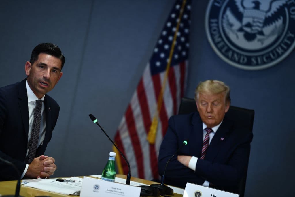 Casa Blanca pidió "parar" investigación sobre injerencia electoral rusa y reforzar la idea de que "terroristas" entran desde México