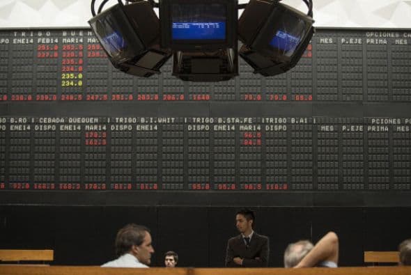 Esta cifra está por debajo de los 410,000 millones que debía el país en realidad.