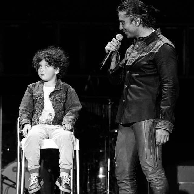 Mientras que Emiliano y Valentina fueron producto de su relación con su ex novia de origen colombiano, Ximena Díaz.