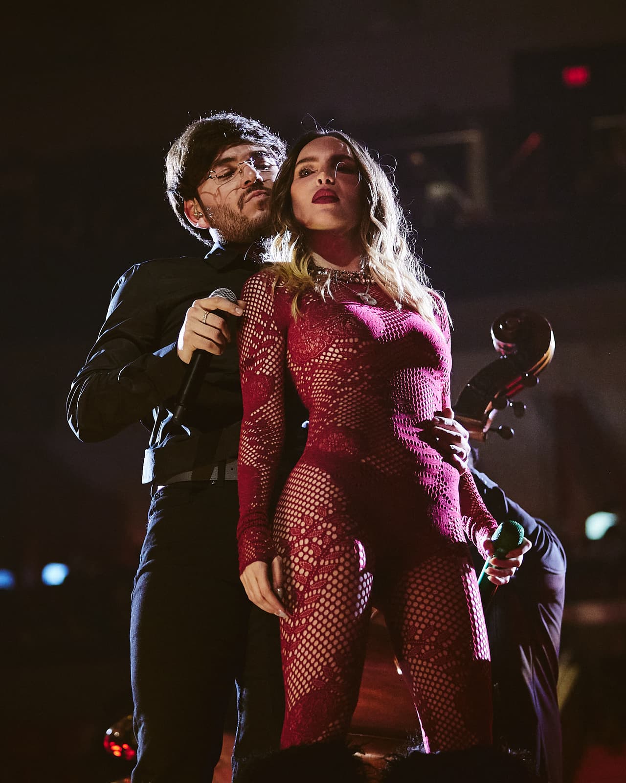 Belinda interpretó junto a Tito Double P el tema "La Cuadrada".