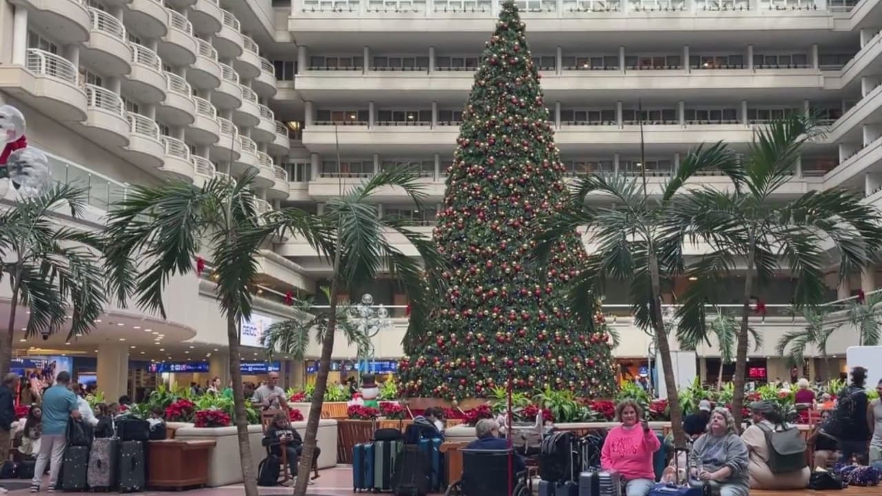 Aeropuerto de Orlando arranca temporada navideña con alta afluencia y demoras